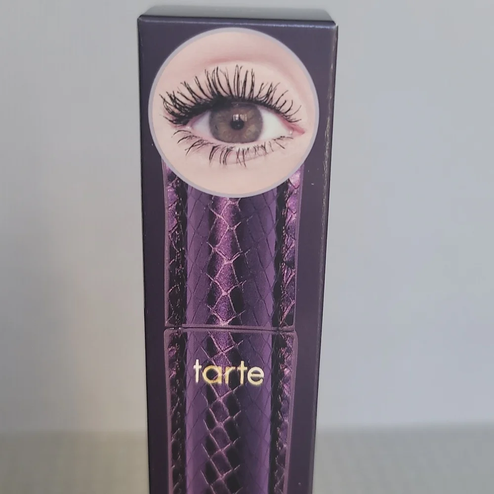 Tarte Lights, Camera, Lashes • 4-in-1 Mascara • Black